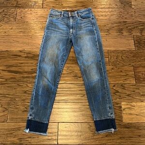 Joe’s Jeans The Charlie High Rise Skinny Crop Size 26